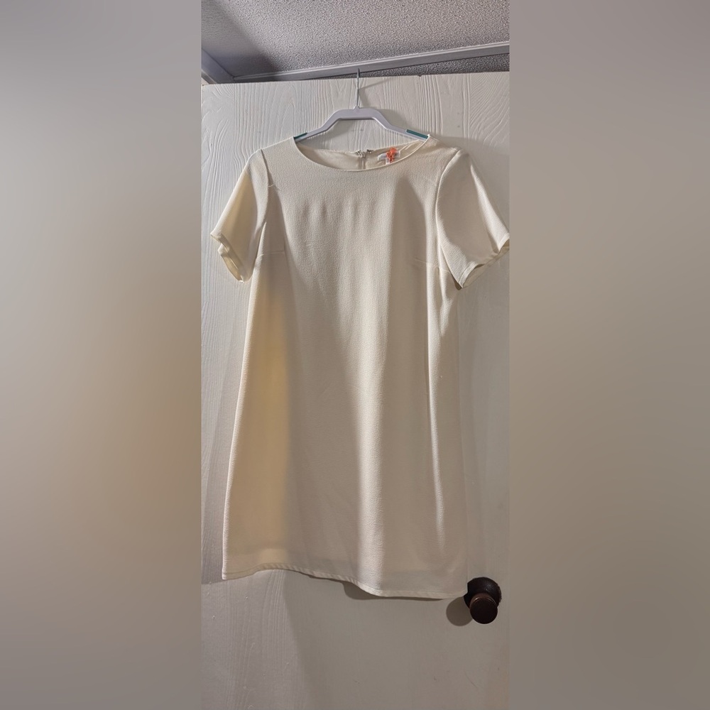 Women's Short Sleeve Cream Dress